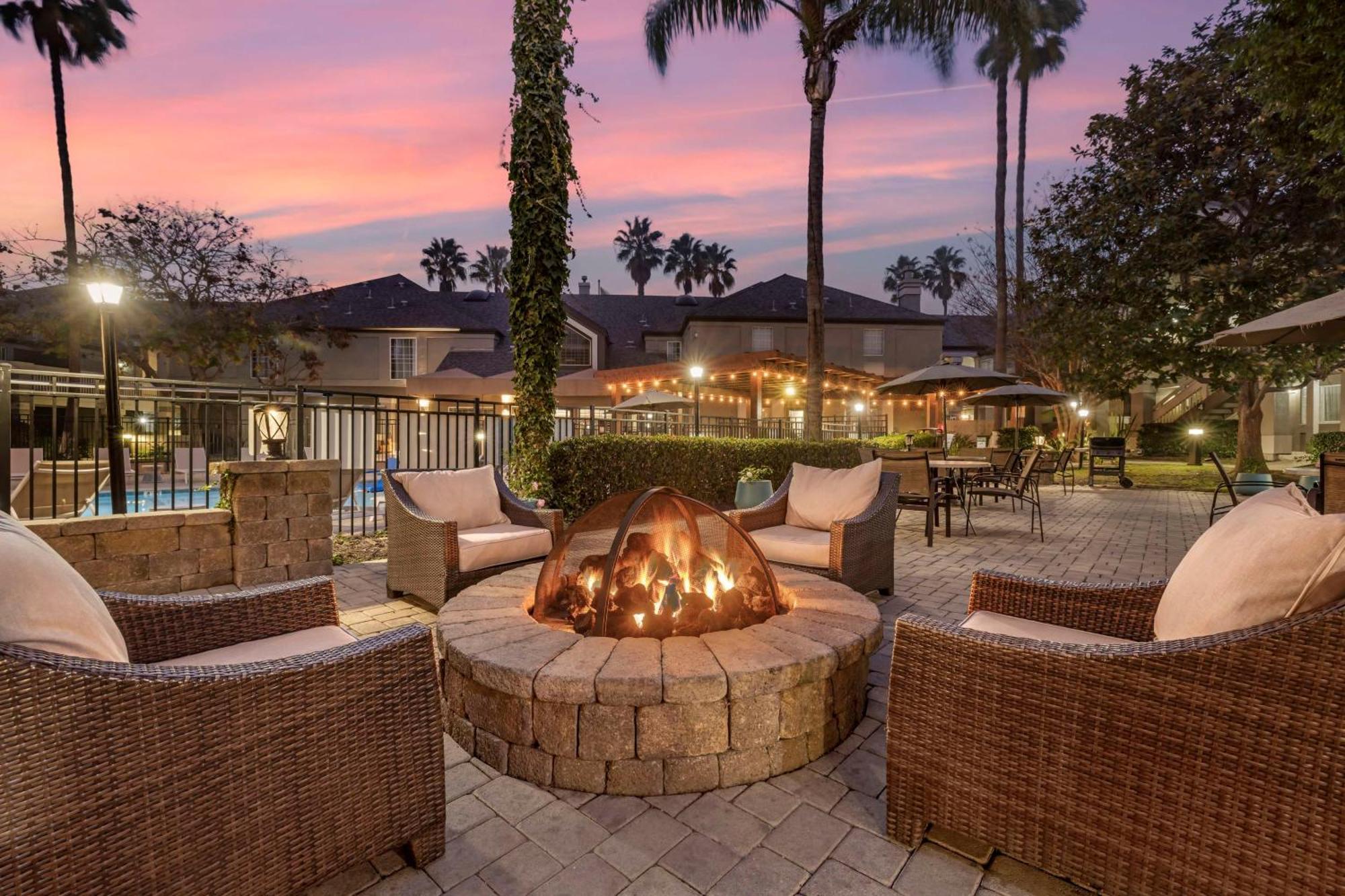Sonesta Es Suites Torrance Redondo Beach Exteriér fotografie